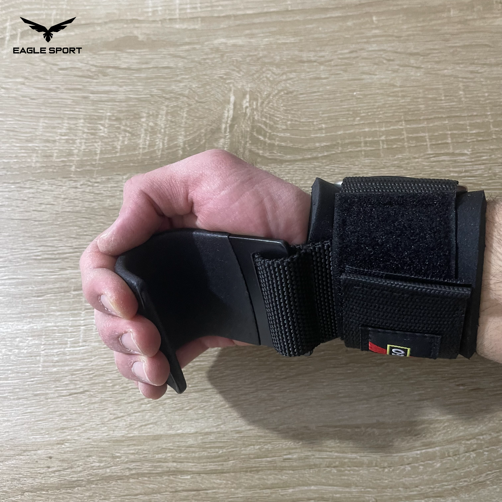 خطافات رفع الاثقال الاصلية احترافية مع احزمة معصم مبطنة (هوك رفع الاثقال) – قطعتان – VALEO