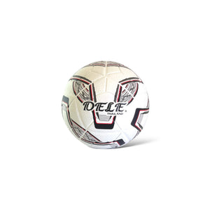  كرة قدم DIELE – تصميم أسود فخم وهادئ
DIELE Football – Elegant Black Design

