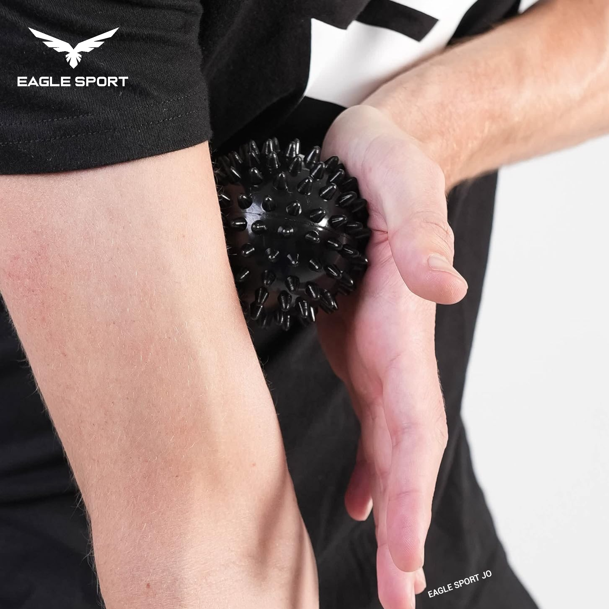  Deep Tissue Massage Ball – 9cm Size (MD Buddy – Premium Quality)
 كرة تدليك قوية بتصميم نقطي محفّز – مقاس 9 سم (MD Buddy – جودة ممتازة)