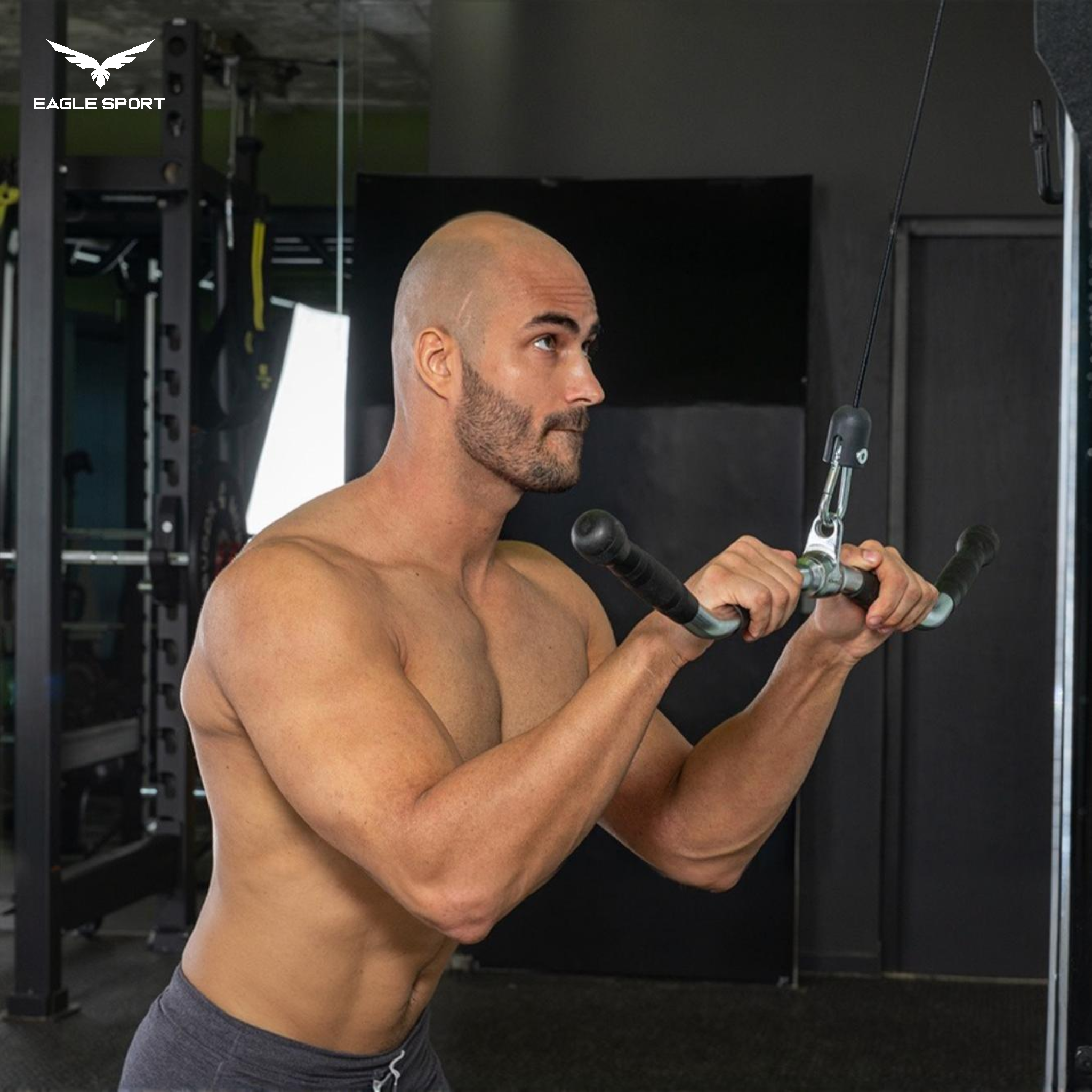 بار سحب كيبل متعرج متعدد القبضات لتقوية الذراعين وعضلات الظهر
Multi-Grip EZ Bar Cable Attachment for Arm & Back Training