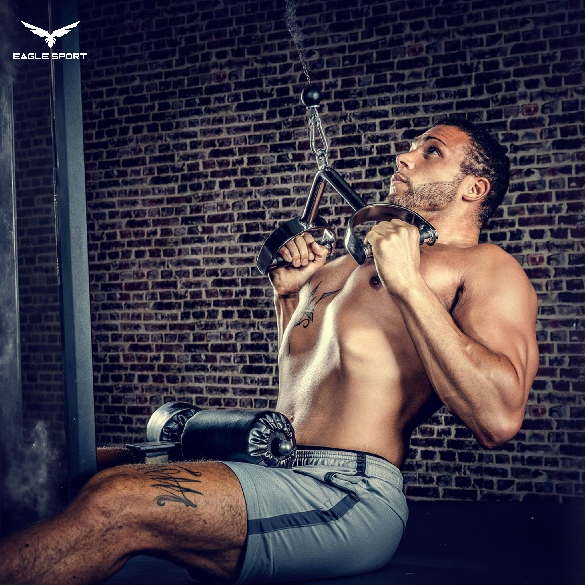 مقبض تجديف كيبل واسع على شكل (V-Bar)
V-Bar Cable Row Handle