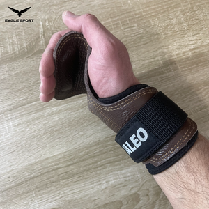 زوج مقابض يد احترافية من جلد البقر الطبيعي مع دعم معصم | VALEO
VALEO Natural Cowhide Leather Hand Grips with Wrist Support – Pair